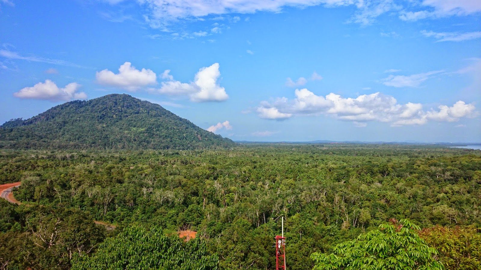 GUNUNG BINTAN